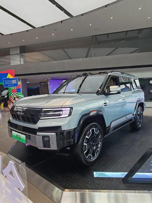 深圳268比亚迪方程豹硬派越野的爆款，英菲尼迪35周年与你共成长